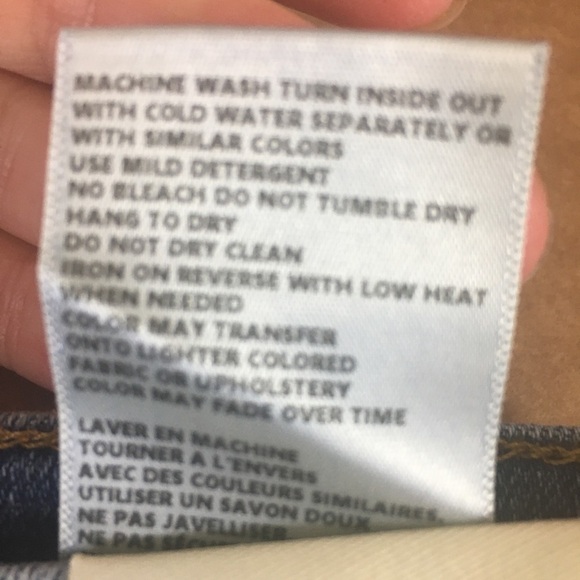 L’Agence Daria High Rise Crop Distressed Jean - Picture 14 of 15